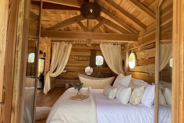 La cabane & spa / sauna L'Eden à Les Salelles (4)