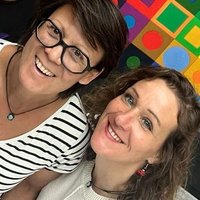 Nous sommes Marianne et Sandrine, vos hôtes au Cabanon d'Aix.