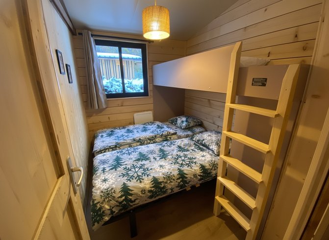 Hébergement AbracadaRoom : HY•Lødge Spa-5pers N°8 (Chalet nature avec spa privatif) - Image 11