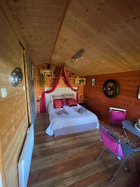 Hébergement AbracadaRoom : Chalet Royal Enfield - Image 6