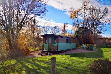 La Roulotte des Clartés & Spa à Antully (2)