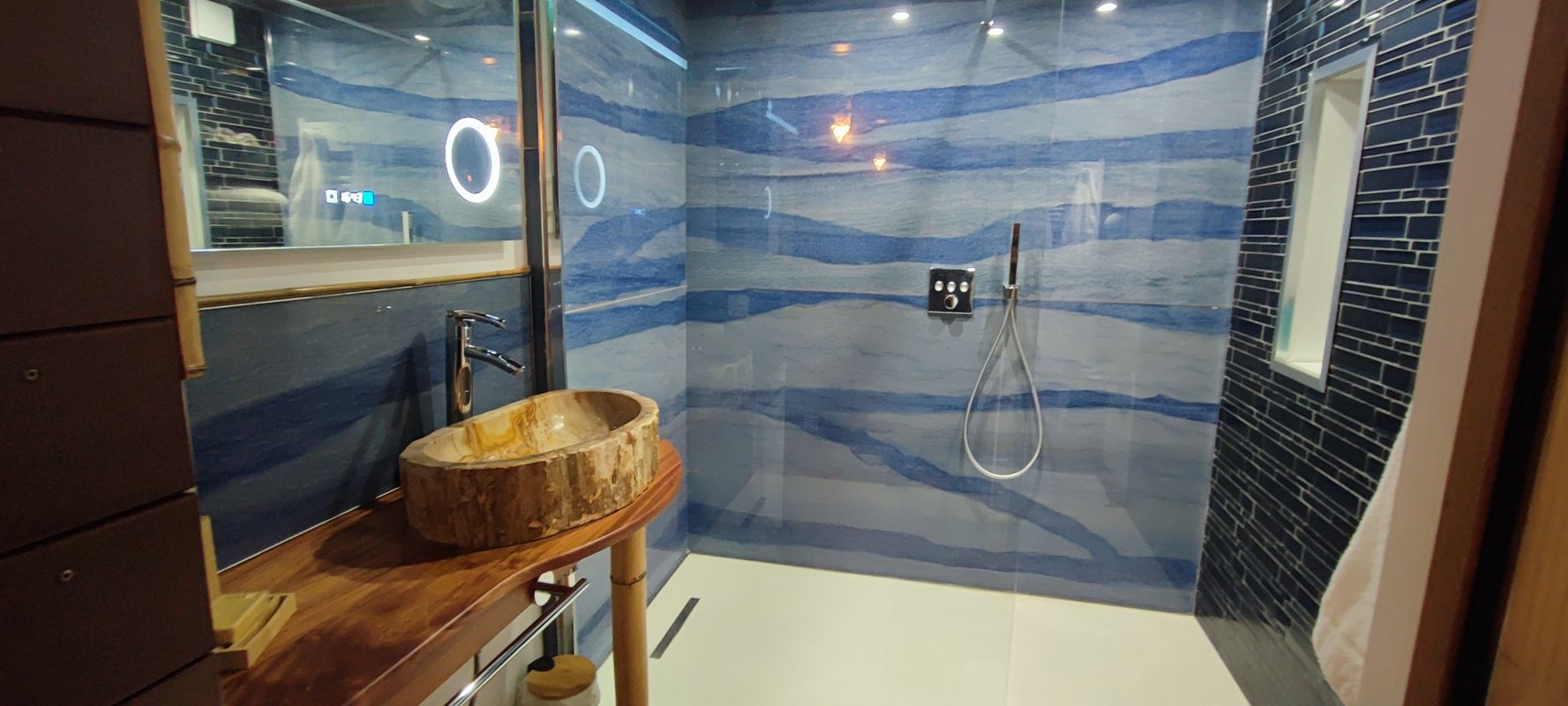 La Kaz Rhumantique, Spa & Sauna à La Riviere Saint Sauveur (10)