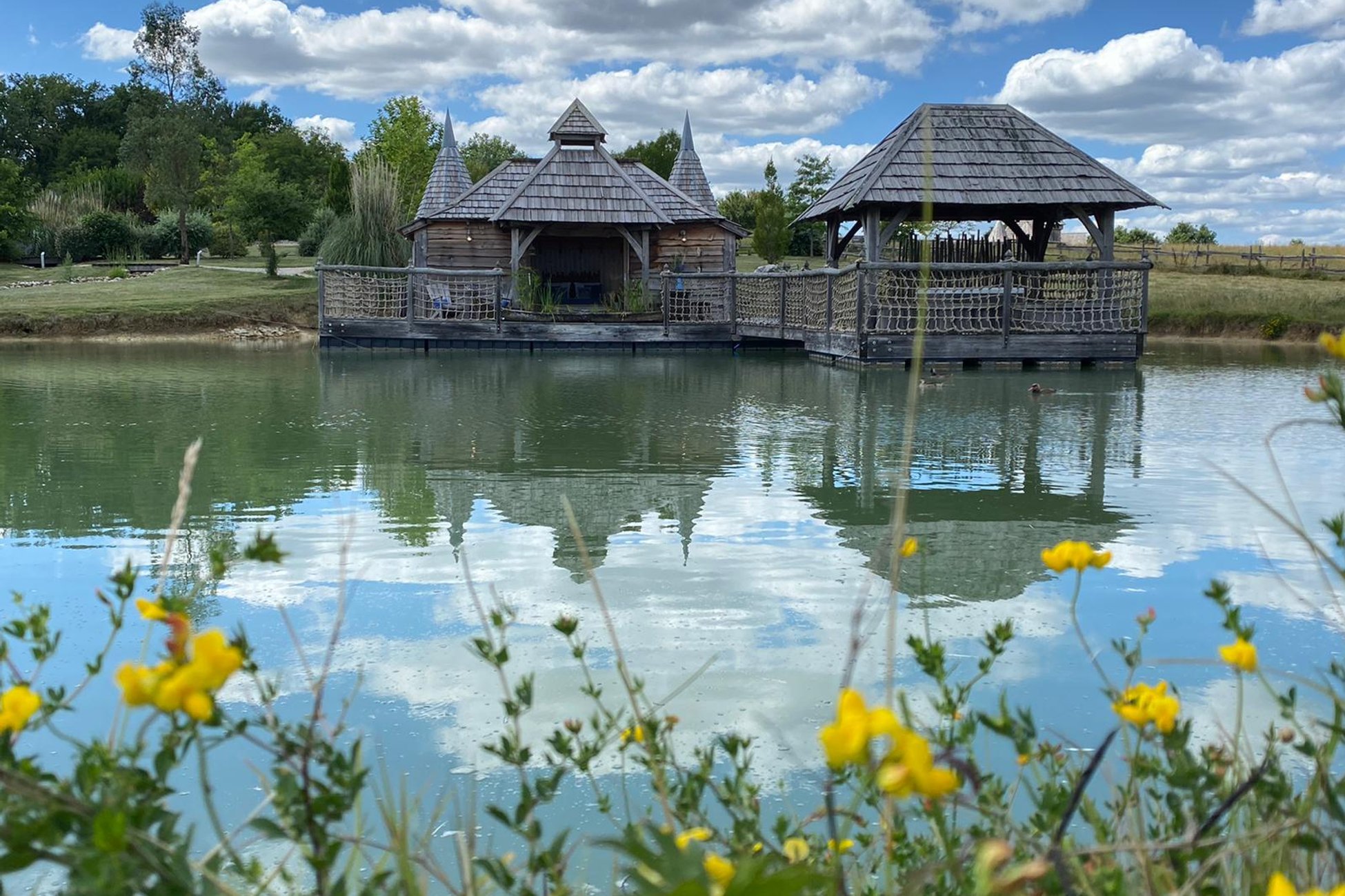 Hébergement UnicStay : Cabane Château Biron & spa à Beaumontois En Perigord