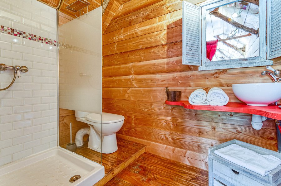 Hébergement AbracadaRoom : Cabane végétalisée "La Gadouillère" - Image 3