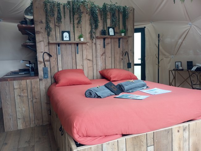 Hébergement AbracadaRoom : Le Coup Fourré & Spa - Image 6