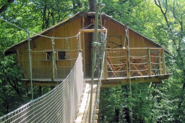 Cabane des Gibbons à Magné (1)