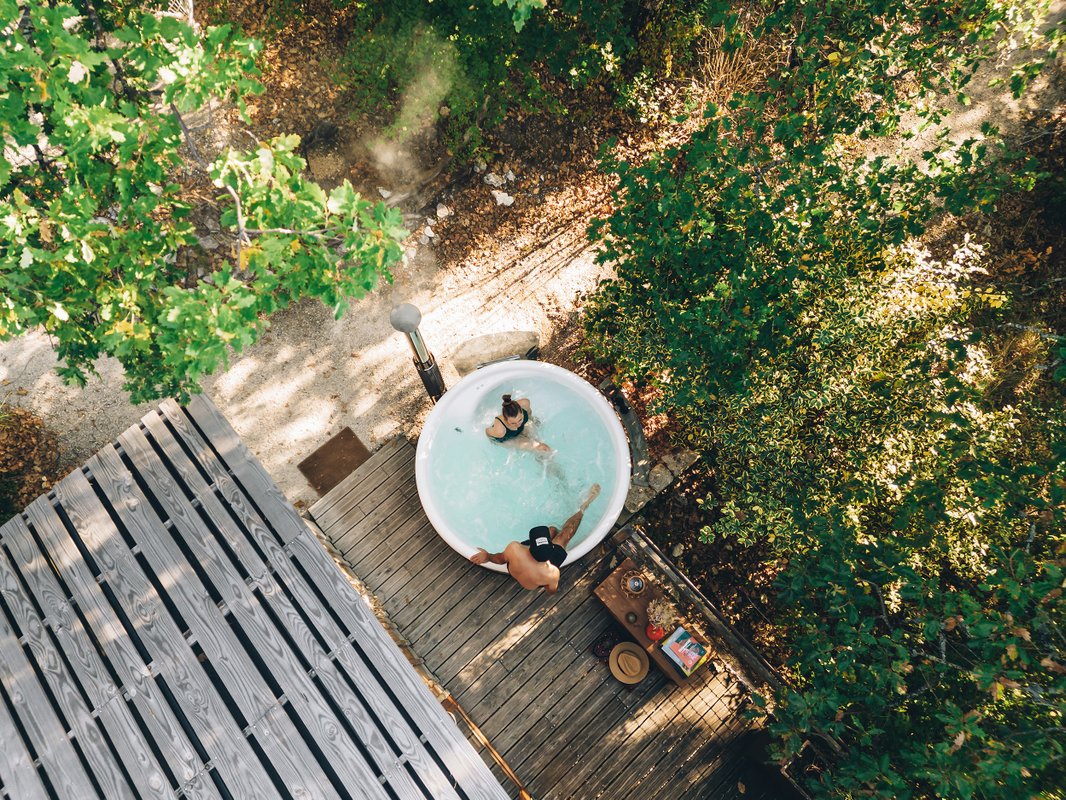 Cabane & Spa 2 à Labastide De Penne (9)