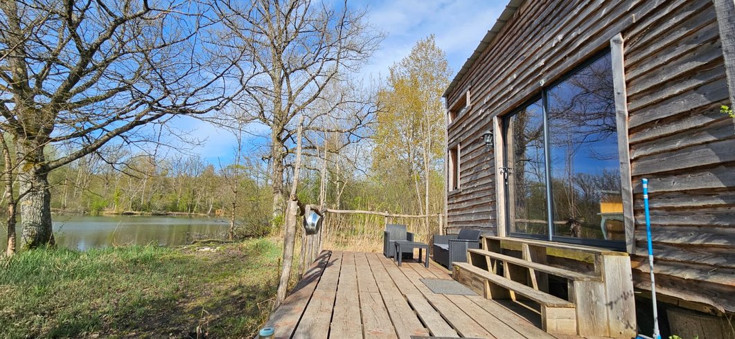 Hébergement AbracadaRoom : Proche provins tiny house au bord de l’eau · forêt - Image 2