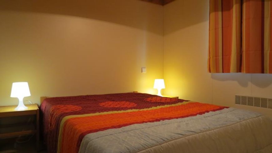 Hébergement AbracadaRoom : Chalet en bois front de lac - Image 8