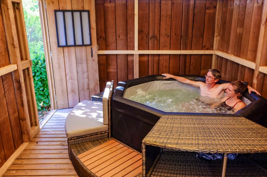 Hébergement AbracadaRoom : Mobil-home Saloon & SPA privatif - Image 3