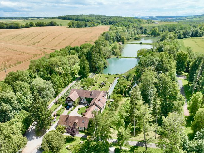 Domaine AbracadaRoom : Domaine de Neuville - Cabanes sur l'eau d'exception - Image 2