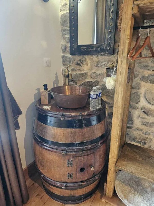 Chambre Viking dans le Beaujolais à Lantignié (3)