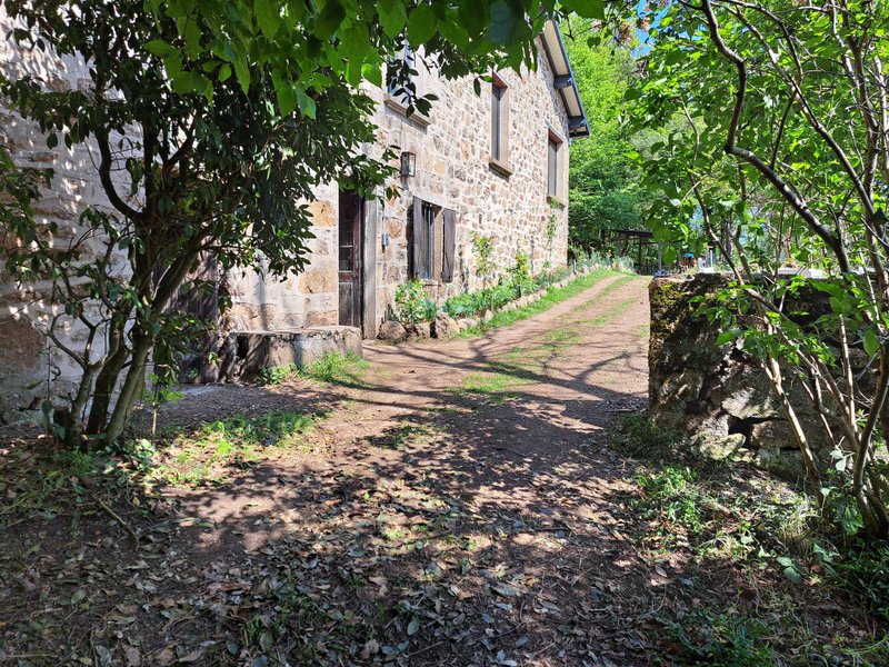 Domaine AbracadaRoom : Le Refuge d'Yzeron - Image 25