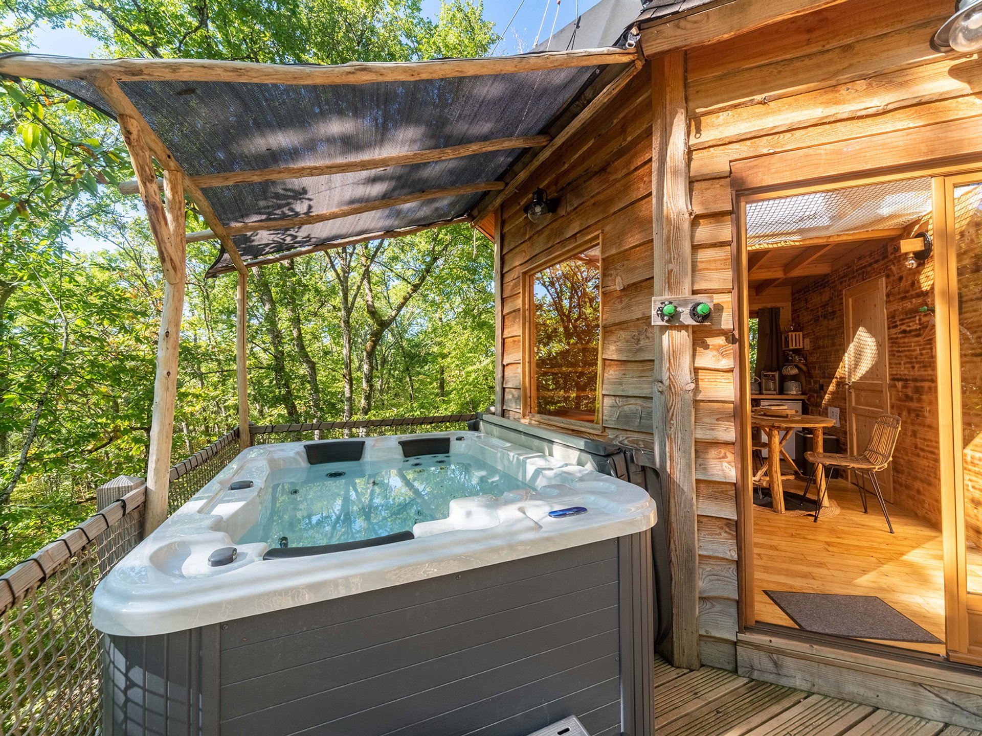 Cabane avec spa "Cocoon"