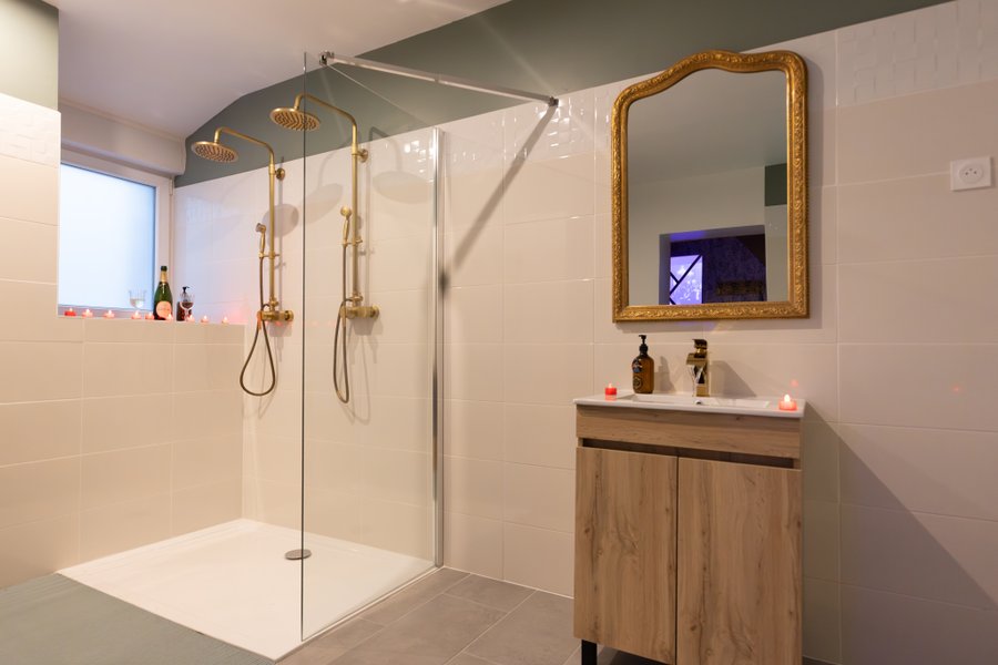 Hébergement AbracadaRoom : Le bridger love & Spa - Image 15