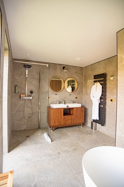 Hébergement AbracadaRoom : Hestia + Freya : Ecolodge de luxe avec 2 bains nordiques pour 2-14 personnes - Image 22