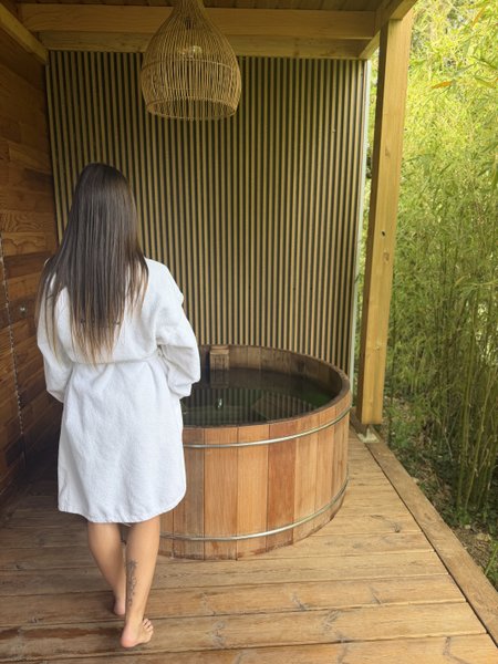 Hébergement AbracadaRoom : Escapade luxe avec bain nordique au bord du canal - Image 15
