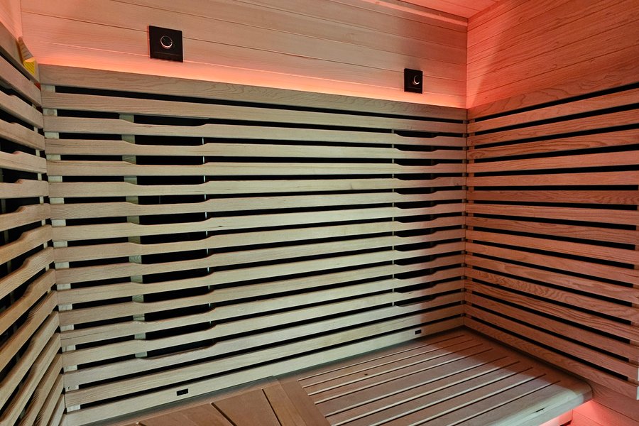 Les 3 Clefs de GaYa - Spa de nage, Sauna, lit hydromassant & relaxation immersive - 4pers. à Saint Jean Ligoure (15)