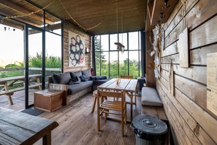 Hut op palen Laag-Rijn