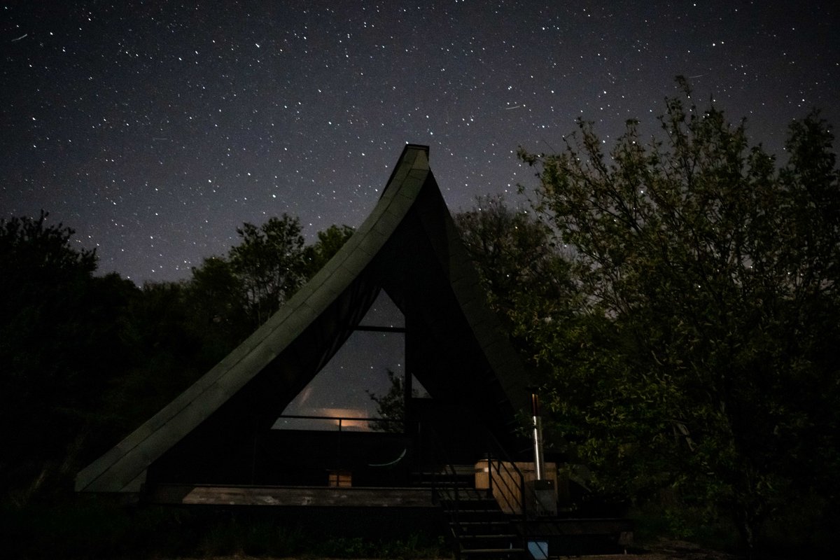 Etno : ecolodge de luxe en pleine nature avec vue et bain nordique à Massingy-Lès-Vitteaux (57)