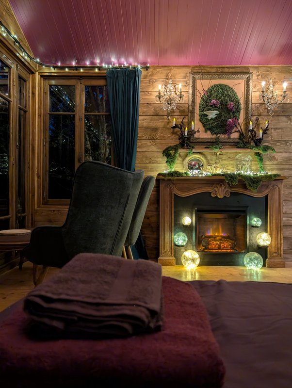 Cabane d'Oniria & Spa à Palaja (18)