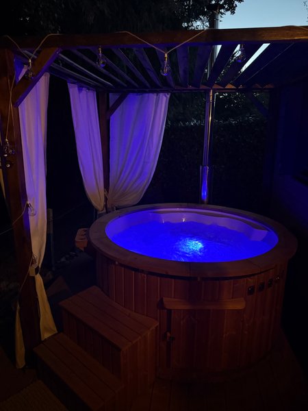 Domaine AbracadaRoom : La roulotte dorée - Image 33