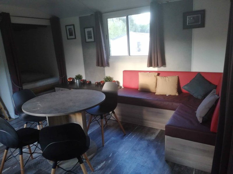 Hébergement AbracadaRoom : Château Mobile & Spa - Image 5