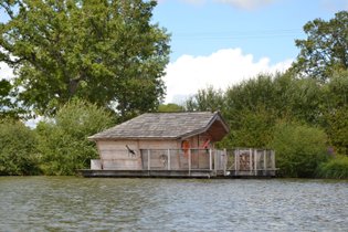 Cabane Familiale flottante Les Demoiselles