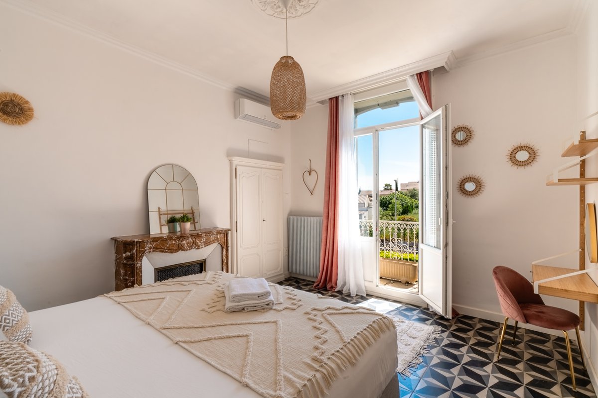 Maison de maître 4* avec piscine & jardin (6 pers.) à Magalas (7)