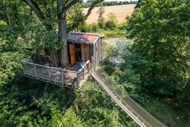Cabane du Vieux Chêne à Descartes (1)