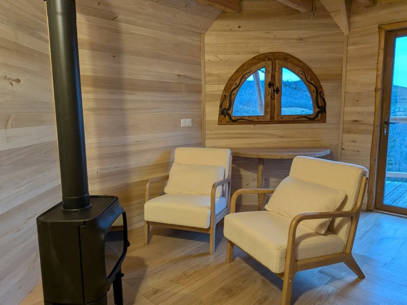 Hébergement AbracadaRoom : Le clocheton des fées - Image 4