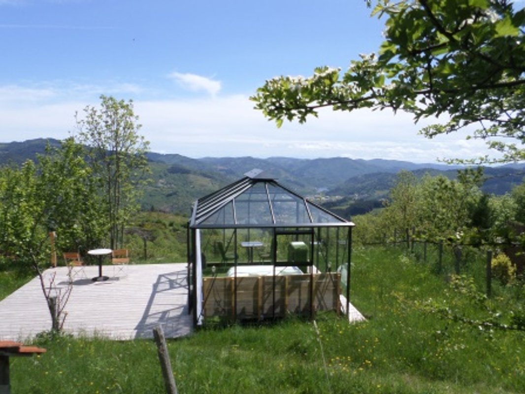 Pavillon Prairie, accès piscine & SPA à Jaunac (4)