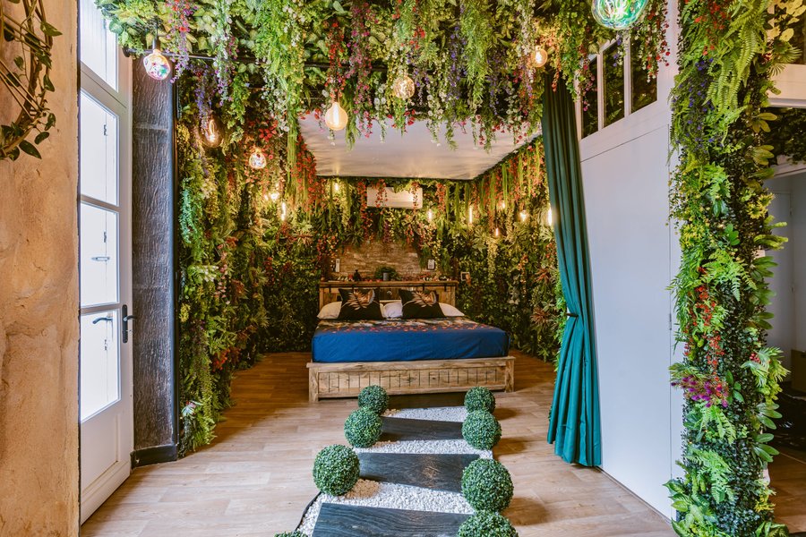 Hébergement AbracadaRoom : La Jungle Room & Spa - Image 1